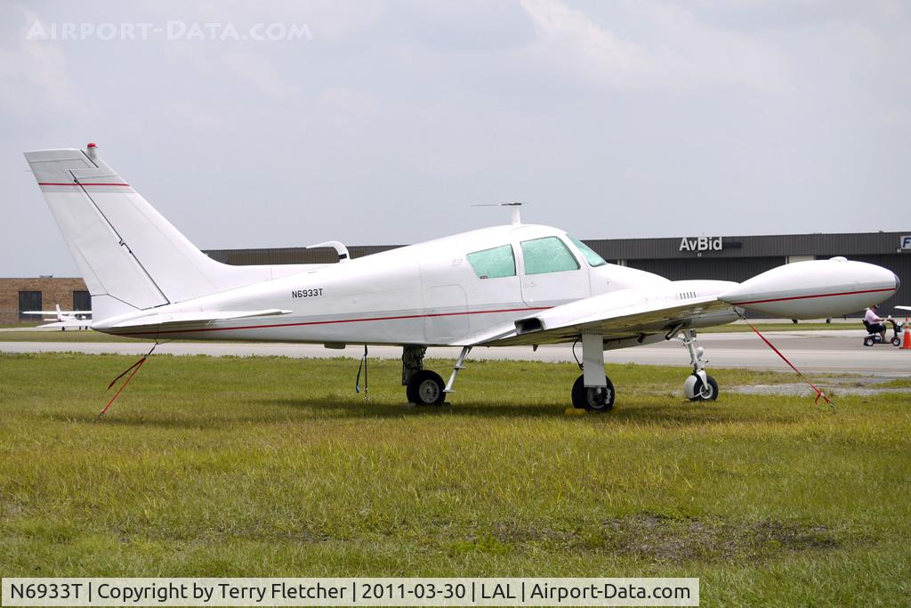 N6933T, 1960 Cessna 310D C/N 39233, 2011 Sun n Fun Lakeland , Florida