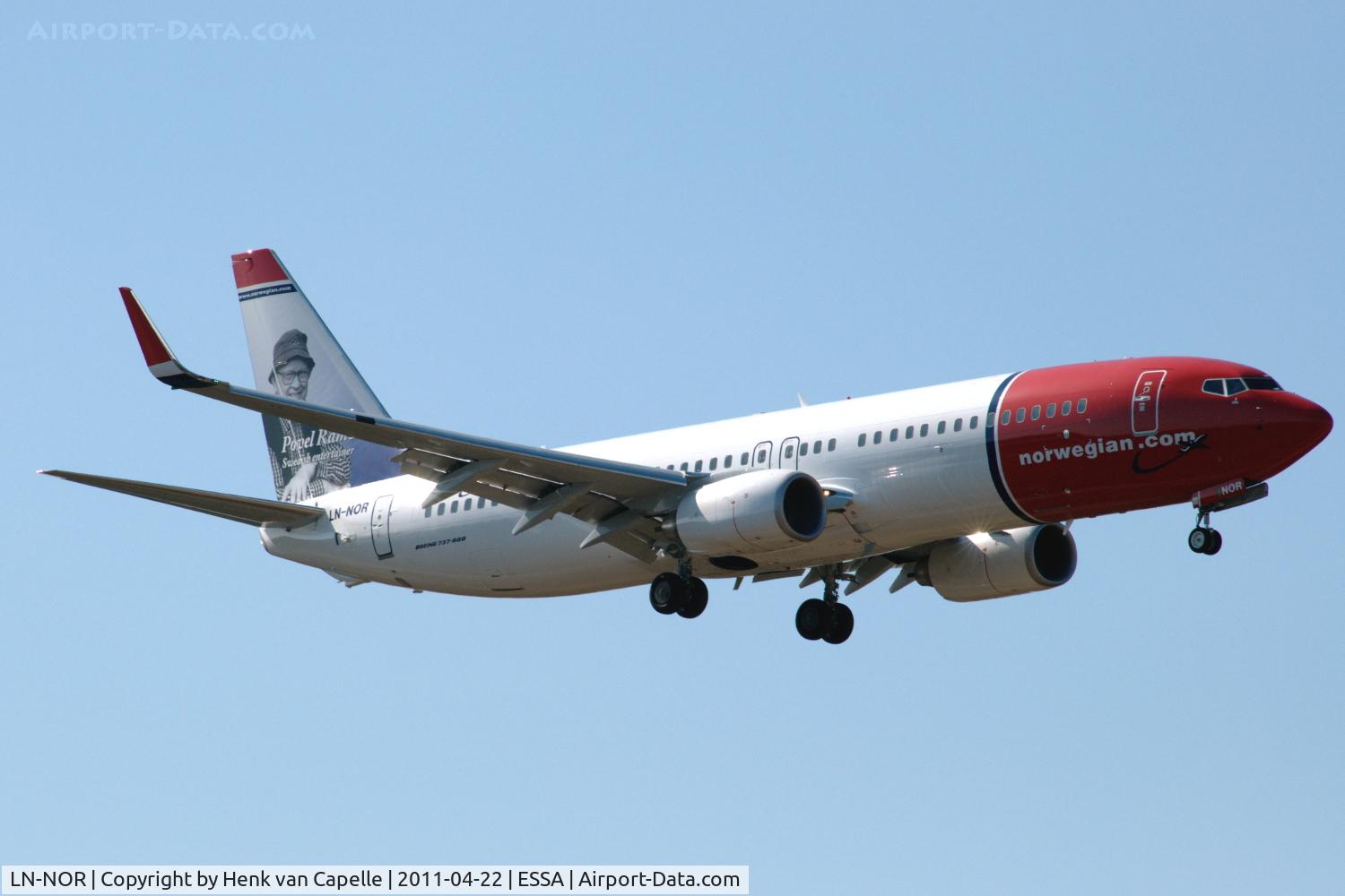 LN-NOR, 2011 Boeing 737-81D C/N 39412, Norwegian Air Shuttle Boeing 737-800 about to land at Stockholm Arlanda airport.