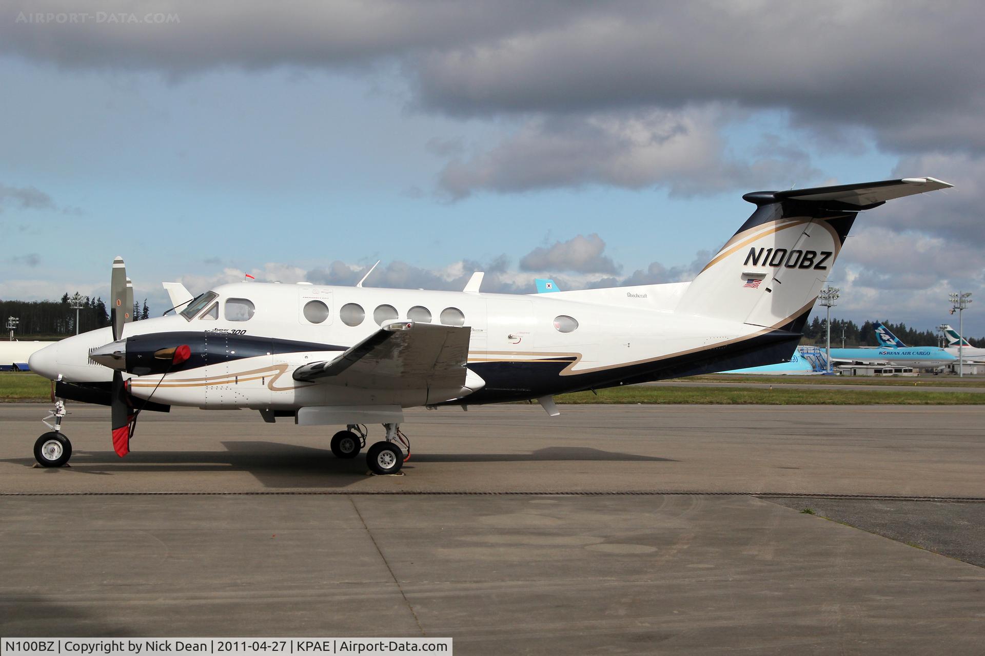 N100BZ, 1984 Beech 300 C/N FA-32, KPAE/PAE