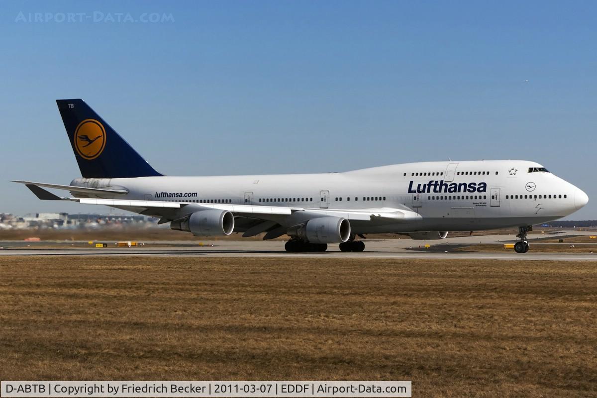 D-ABTB, 1989 Boeing 747-430M C/N 24286, departure via RW18W