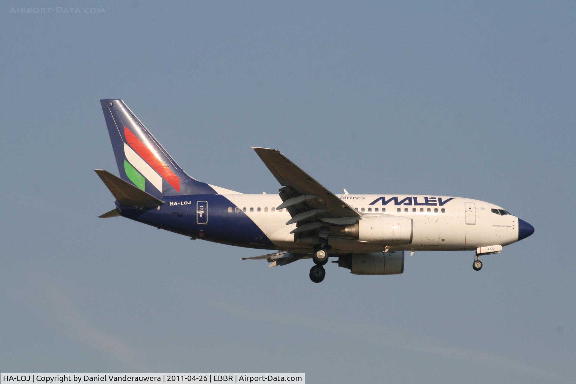 HA-LOJ, 2004 Boeing 737-6Q8 C/N 29349, Arrival of flight MA600 to RWY 02