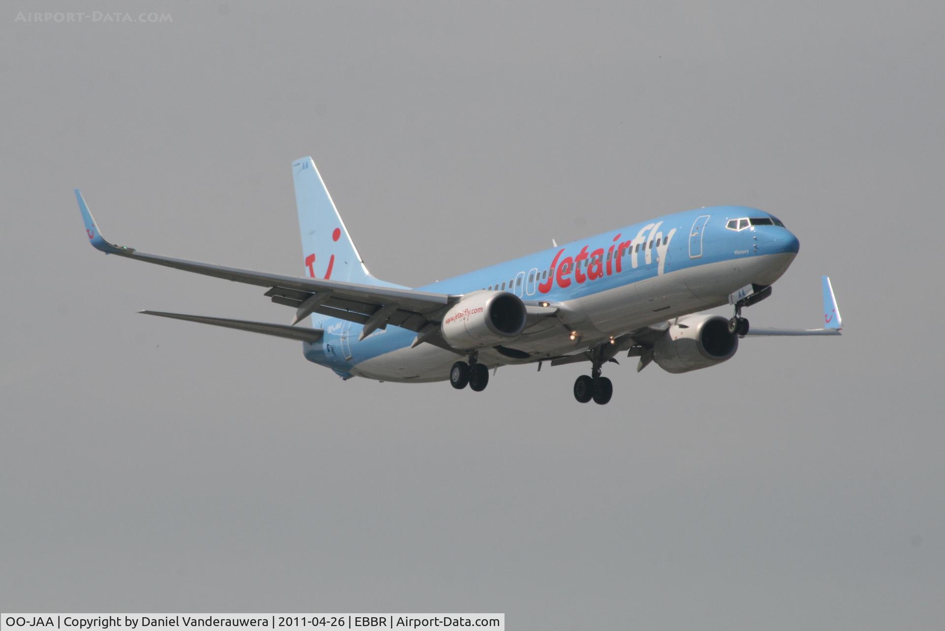 OO-JAA, 2007 Boeing 737-8BK C/N 29660, Arrival of flight JAF2384 to RWY 02
