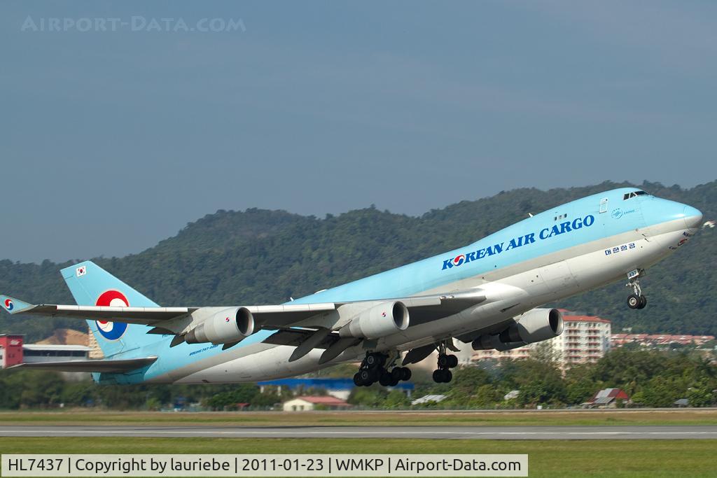 HL7437, 2003 Boeing 747-4B5F/SCD C/N 32808, Departing Penang for Seoul,