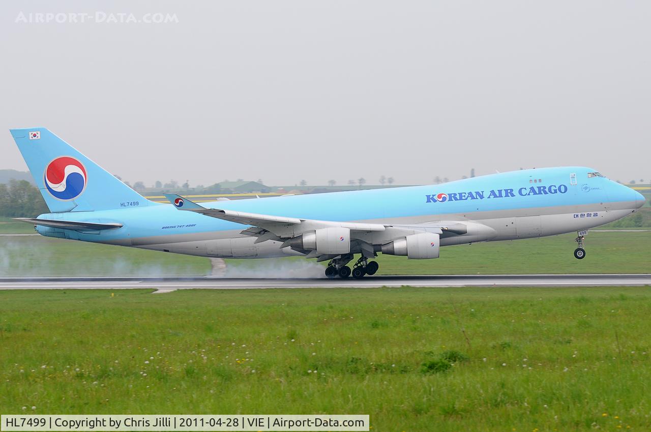 HL7499, 2004 Boeing 747-4B5F/SCD C/N 33517, Korean Air Cargo