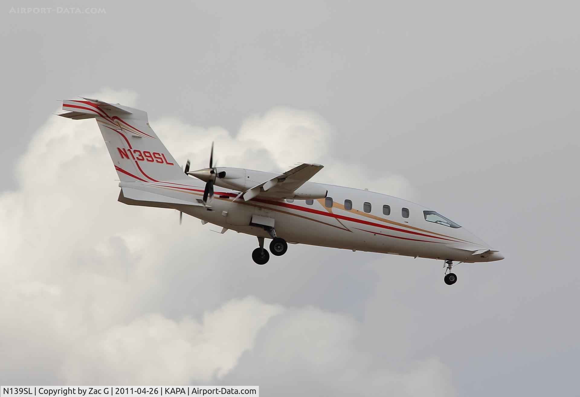 N139SL, 2005 Piaggio P-180 C/N 1104, Avanti landing on 35R.