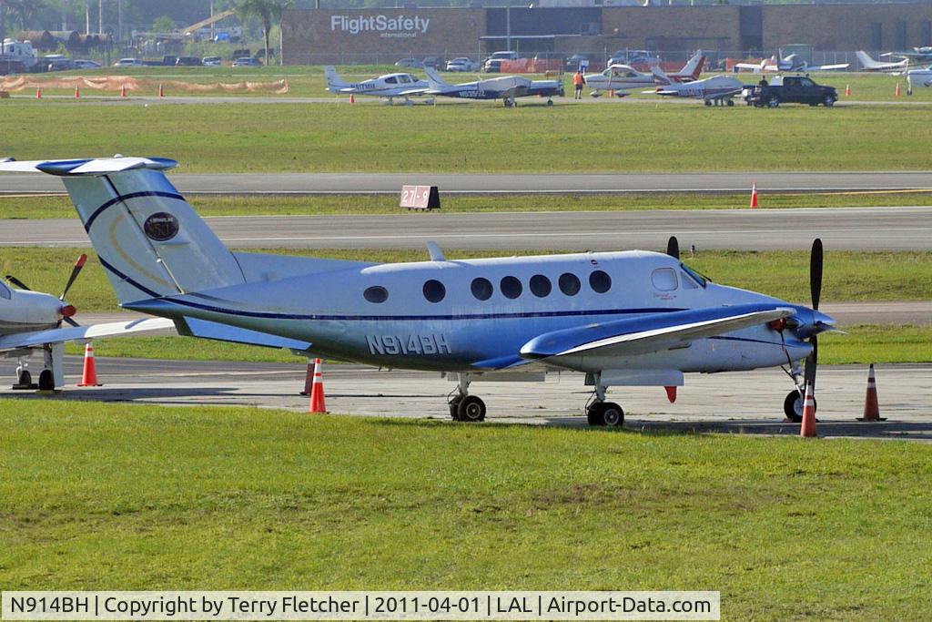 N914BH, 1984 Beech 300 C/N FA-21, 2011 Sun n Fun - Lakeland , Florida