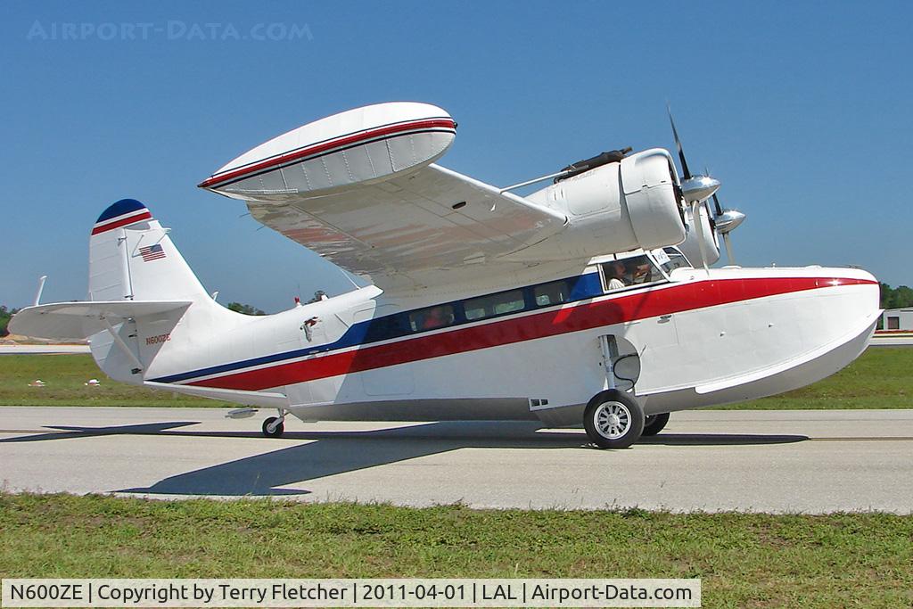 N600ZE, 1943 Grumman G-21A Goose C/N B-100, 2011 Sun n Fun - Lakeland , Florida