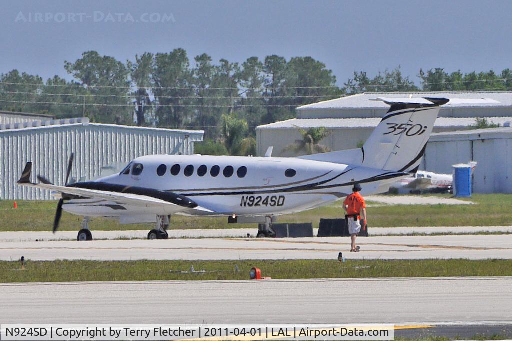 N924SD, Hawker Beechcraft 350 King Air (B300) C/N FL-693, 2011 Sun n Fun - Lakeland , Florida