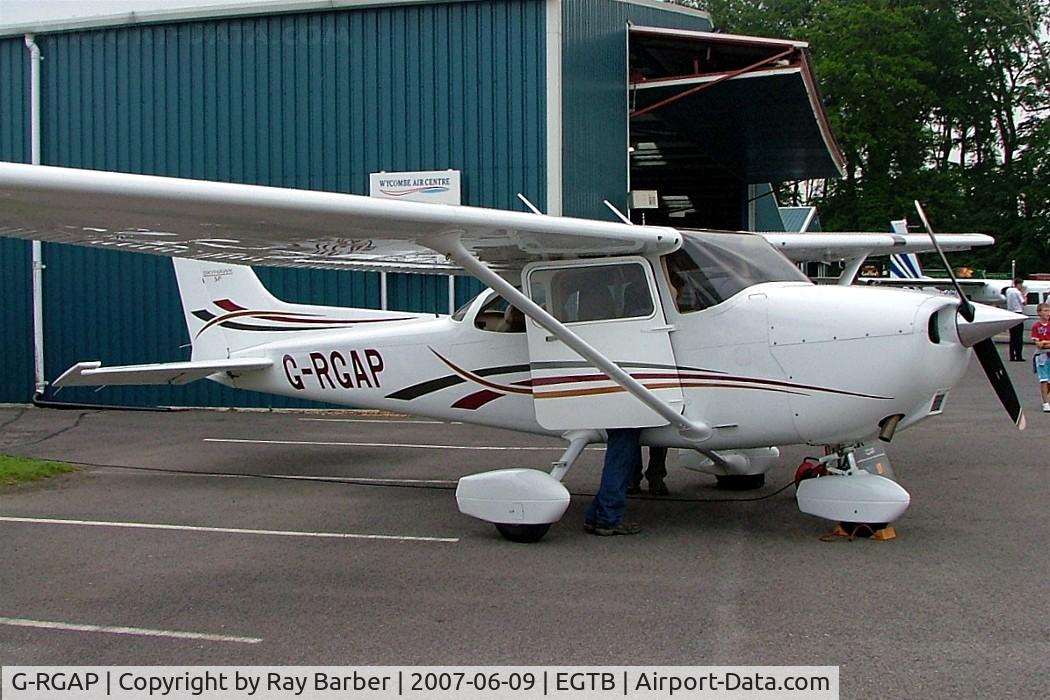 G-RGAP, 2006 Cessna 172S C/N 172S10421, Cessna 172S Skyhawk [172S-10421] Booker~G 09/06/2007