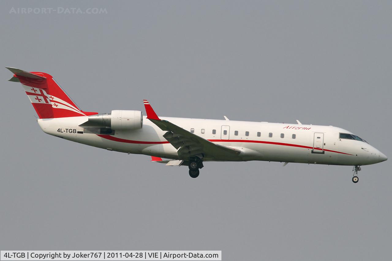 4L-TGB, 2000 Canadair CRJ-200LR (CL-600-2B19) C/N 7442, Georgian Airways