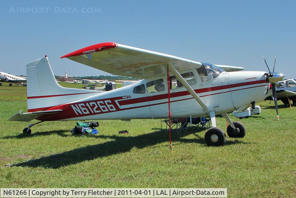 N61266, 1977 Cessna 180K Skywagon C/N 18052779, 2011 Sun n Fun Lakeland , Florida