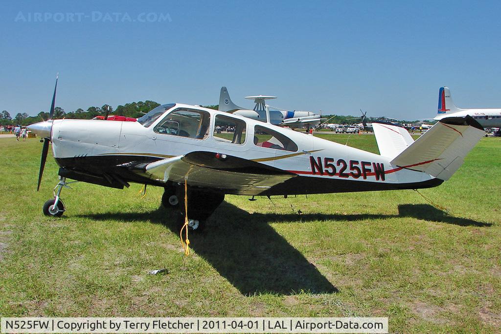 N525FW, 1962 Beech P35 Bonanza C/N D-7044, 2011 Sun n Fun Lakeland , Florida