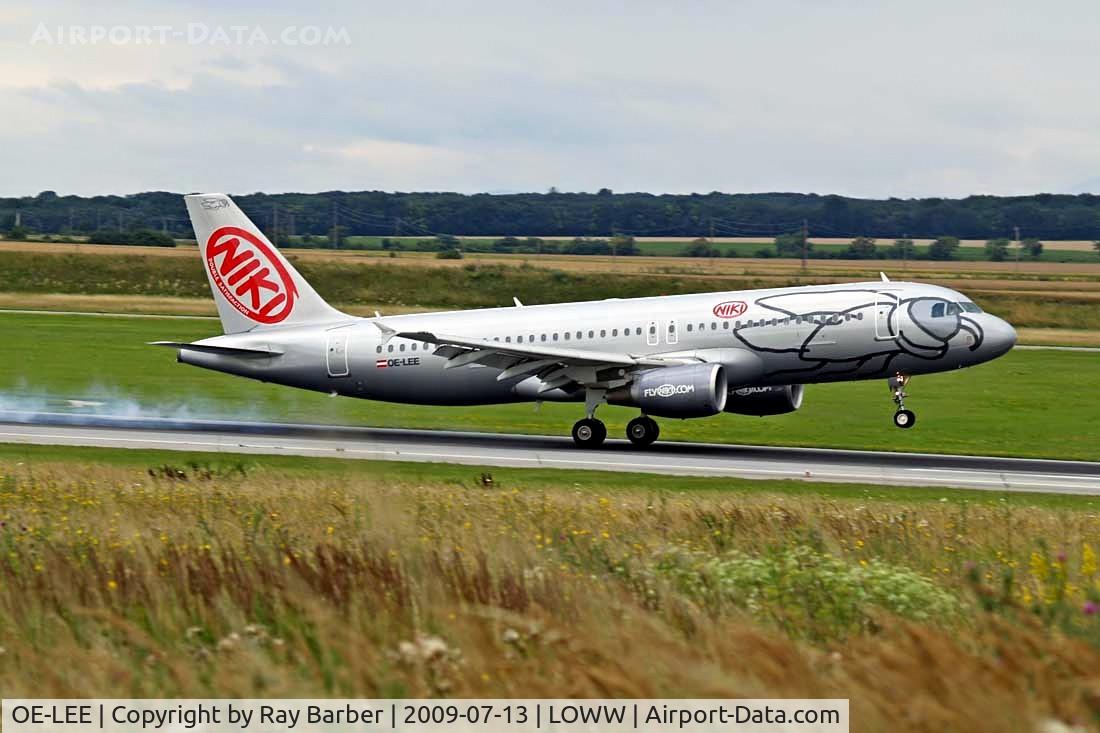 OE-LEE, 2006 Airbus A320-214 C/N 2749, Airbus A320-214 [2749] (flyniki) Vienna-Schwechat~OE 13/07/2009