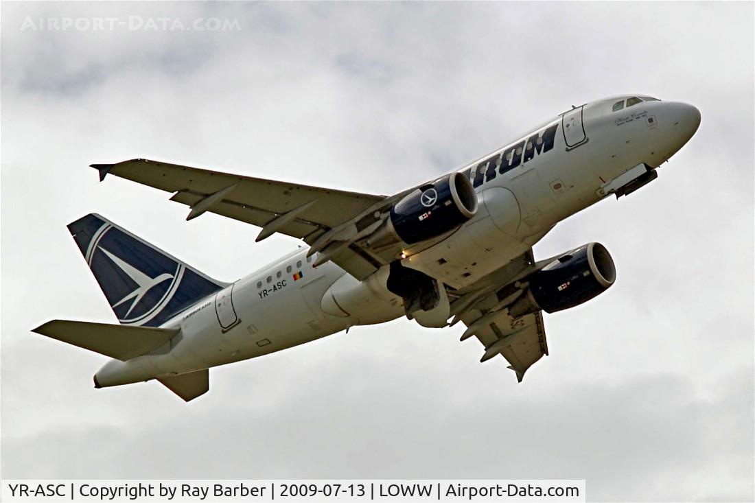 YR-ASC, 2007 Airbus A318-121 C/N 3220, Airbus A318-111 [3220] TAROM Vienna-Schwechat~OE 13/07/2009
