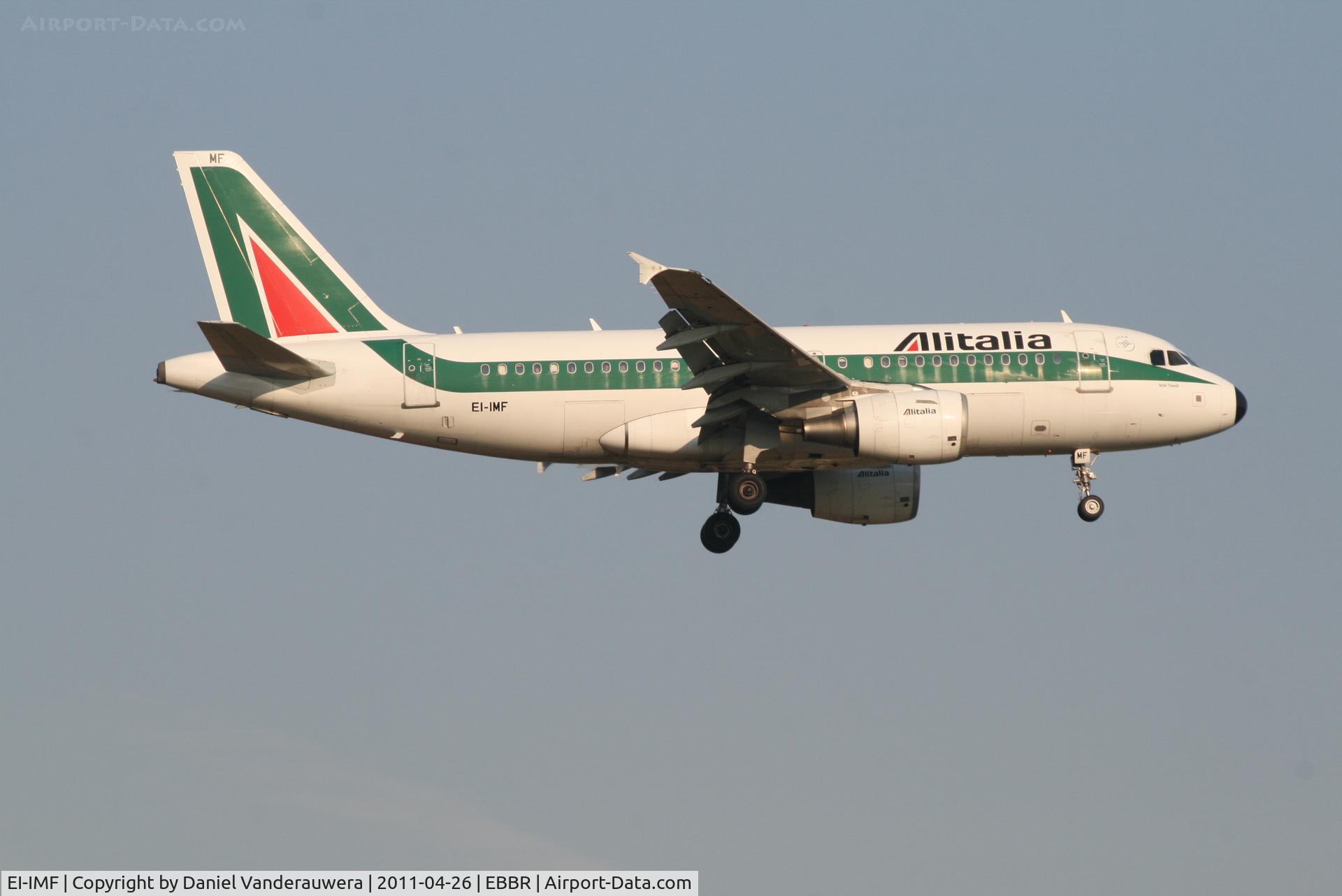 EI-IMF, 2003 Airbus A319-112 C/N 2083, Flight AZ148 is descending to RWY 02