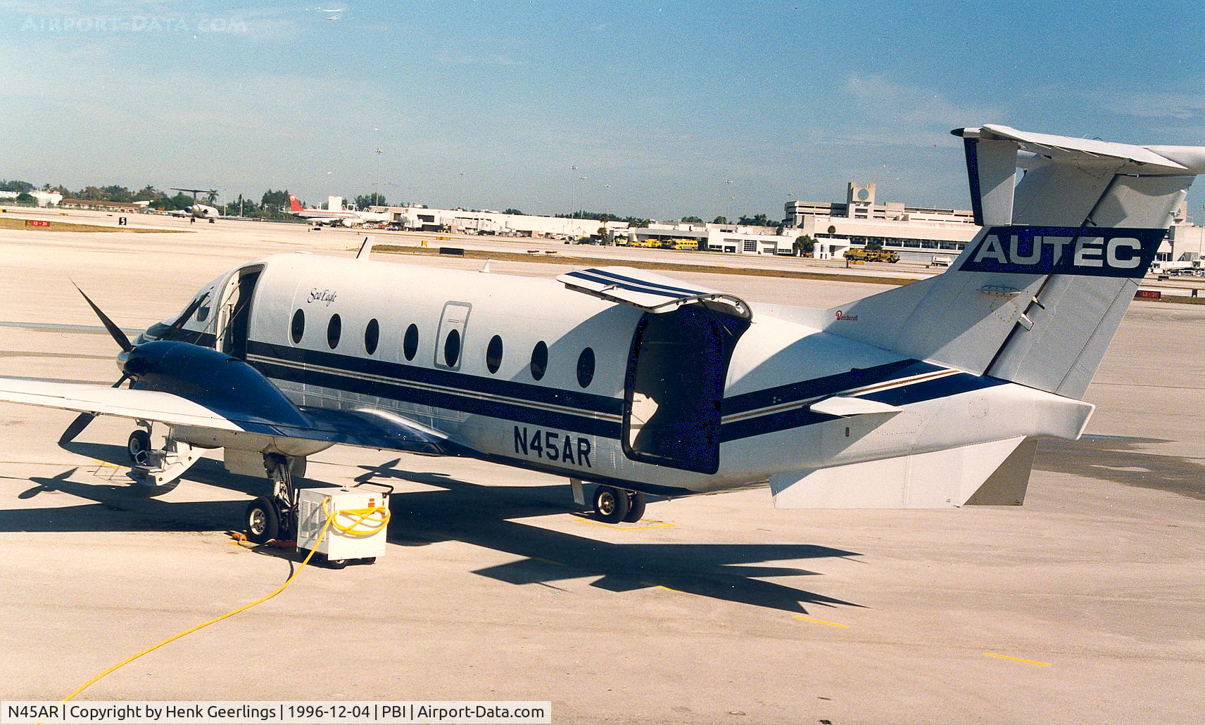 N45AR, 1992 Beech 1900D C/N UE-12, Autec