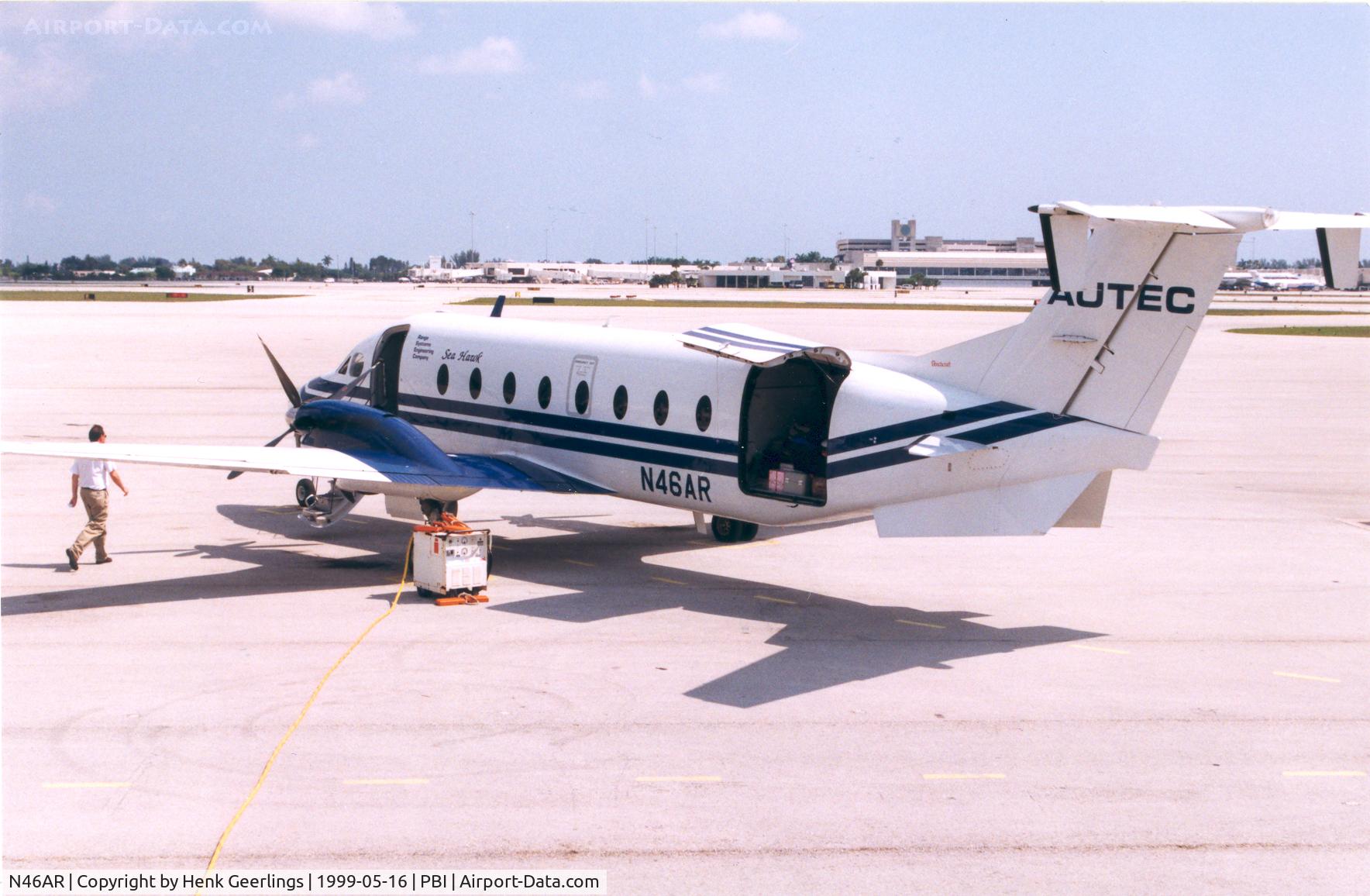 N46AR, 1992 Beech 1900D C/N UE-27, Autec