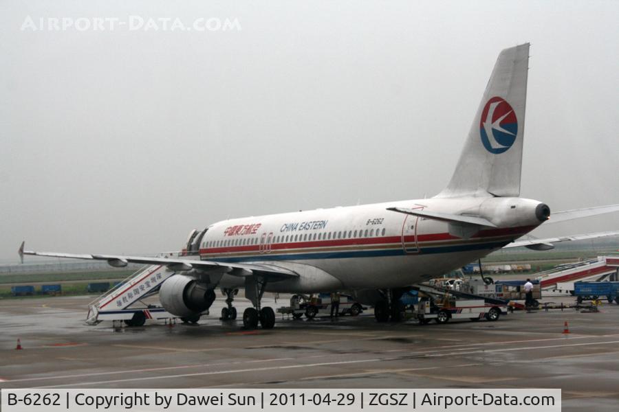 B-6262, 2005 Airbus A320-214 C/N 2627, @ shenzhen