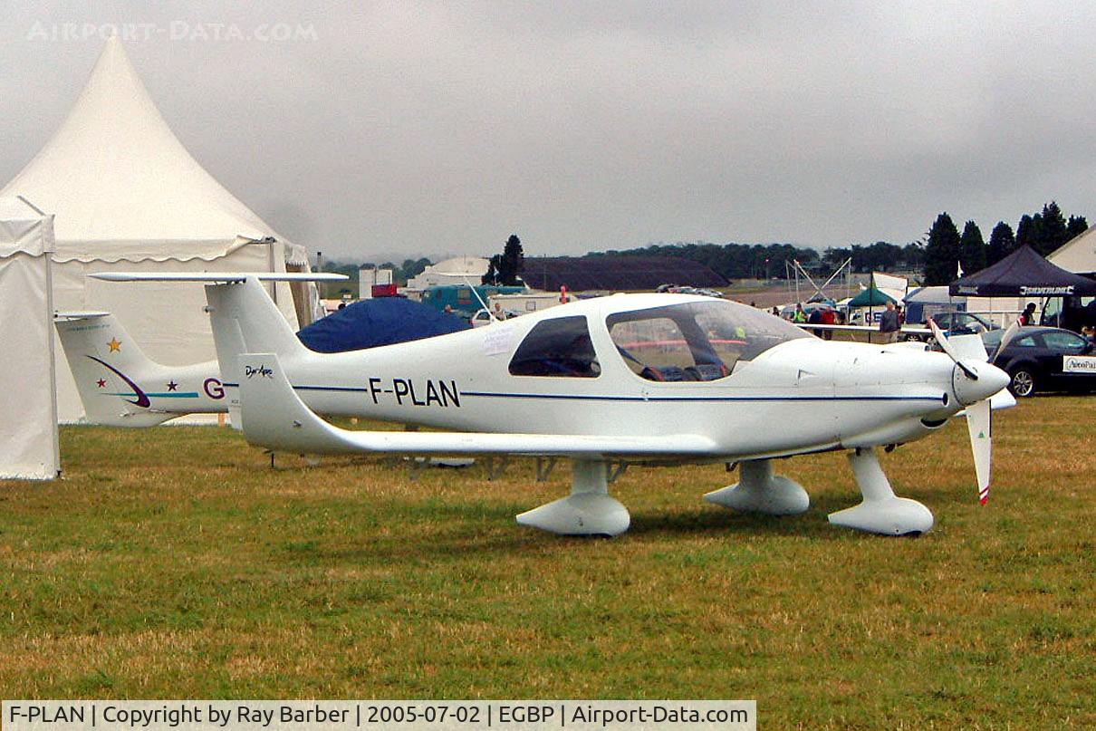 F-PLAN, Dyn'Aero MCR-4S C/N 32, Dyn Aero MCR-04 S 2002 [32] Kemble~G 02/07/2005