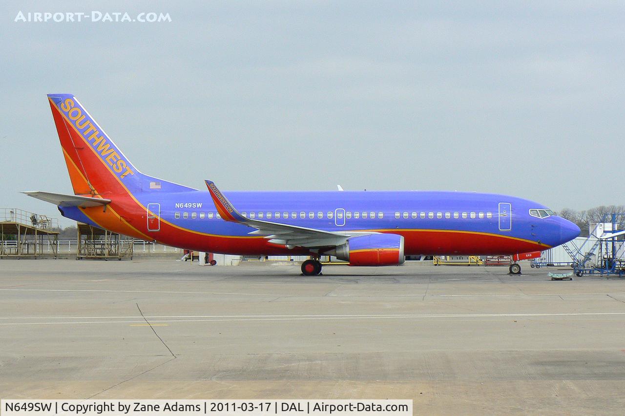 N649SW, 1997 Boeing 737-3H4 C/N 27719, At Dallas Love Field