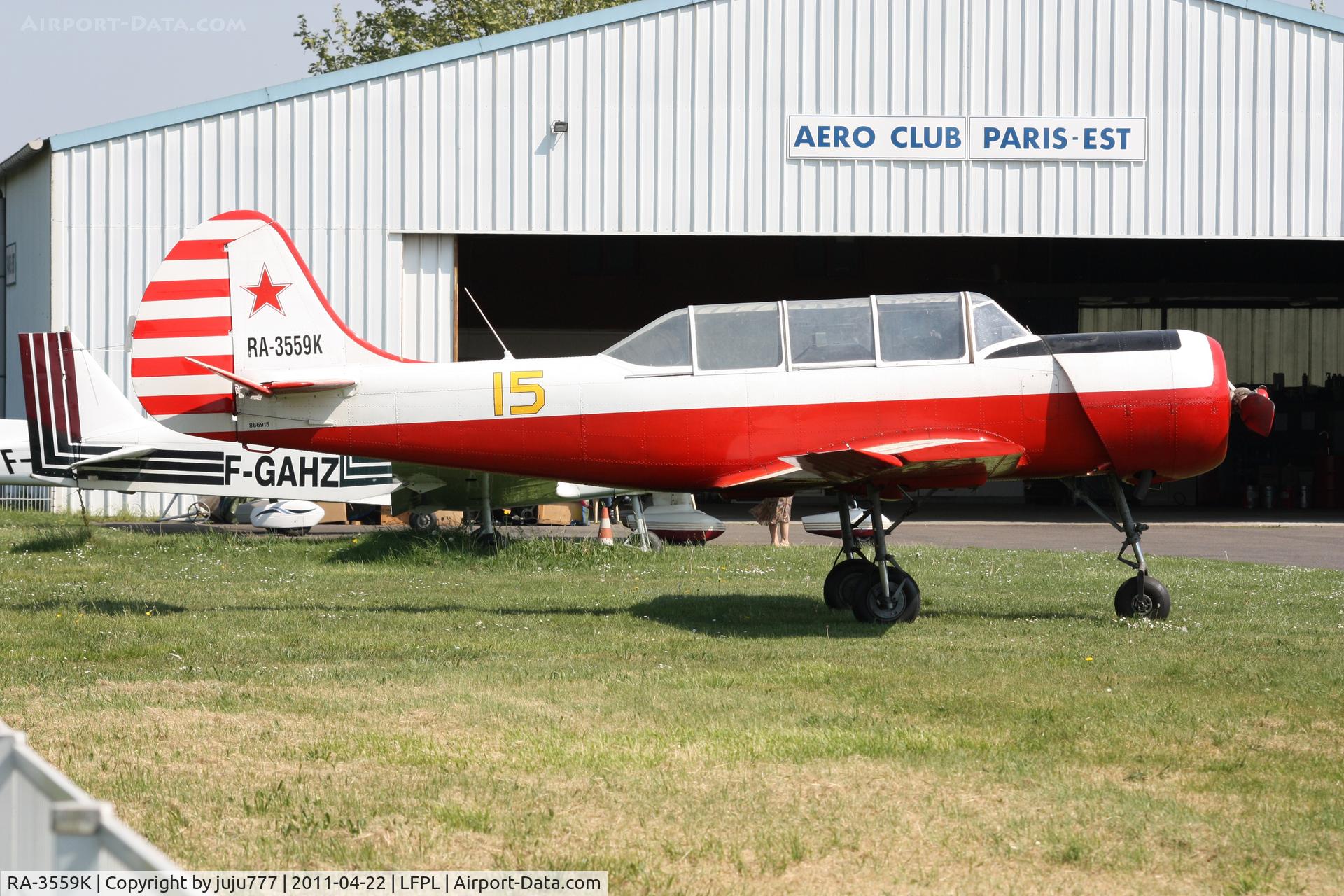 RA-3559K, Yakovlev Yak-52 C/N 866915, at Lognes