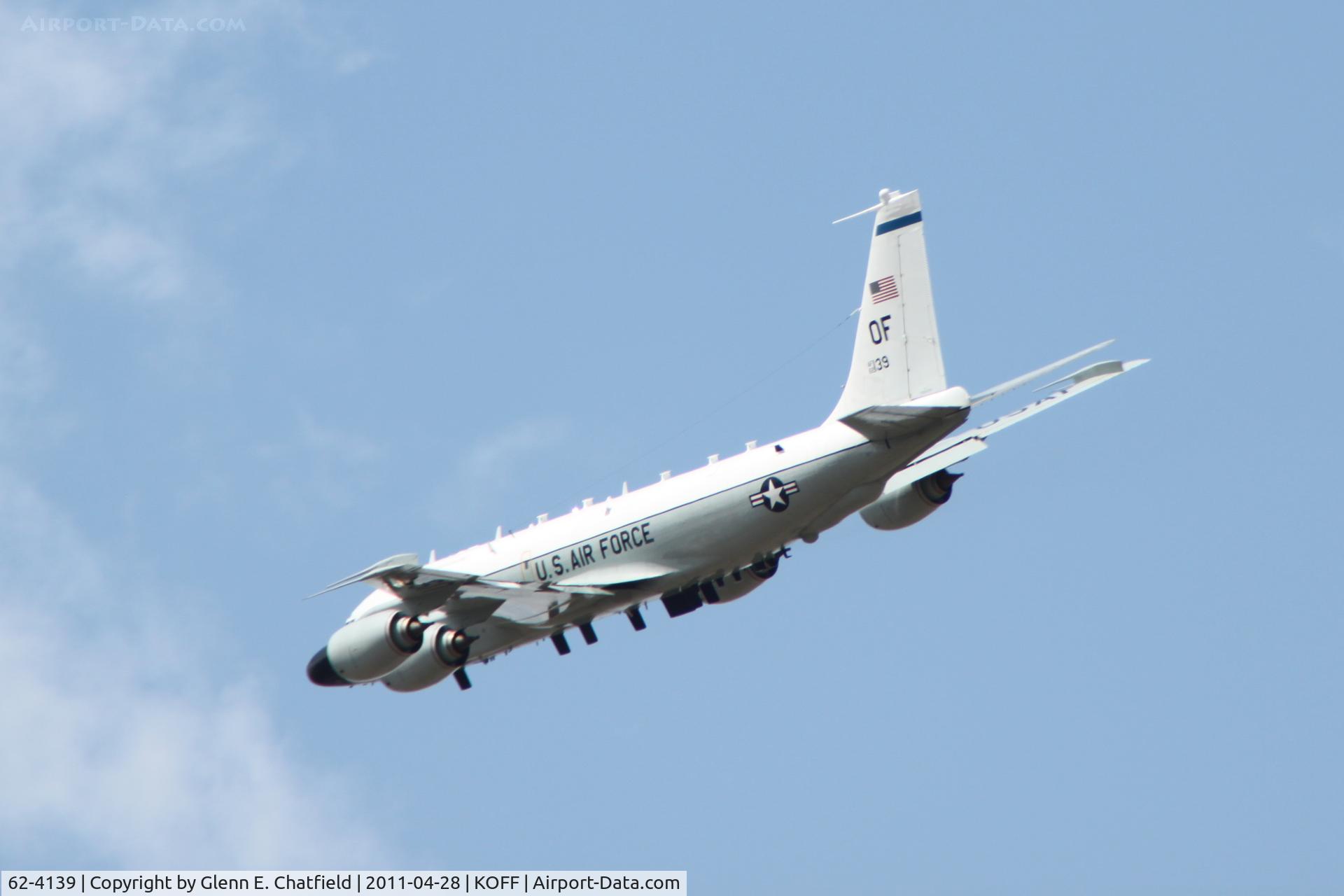 62-4139, 1962 Boeing RC-135W Rivet Joint C/N 18479, Doing touch-and-goes and low approaches
