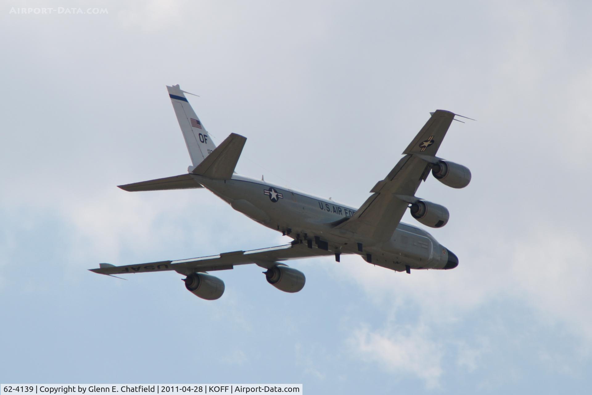62-4139, 1962 Boeing RC-135W Rivet Joint C/N 18479, Doing touch-and-goes and low approaches