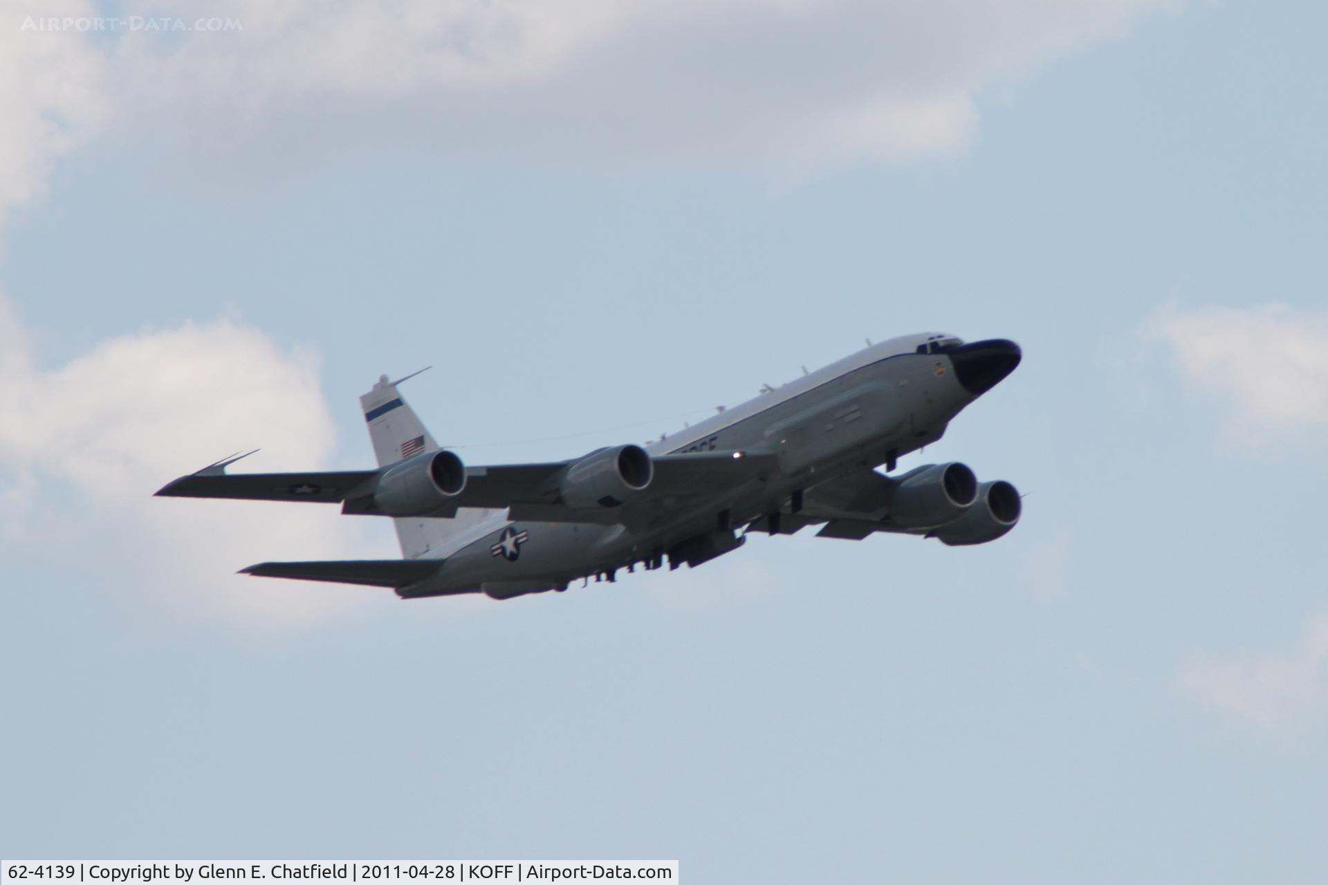 62-4139, 1962 Boeing RC-135W Rivet Joint C/N 18479, Doing touch-and-goes and low approaches
