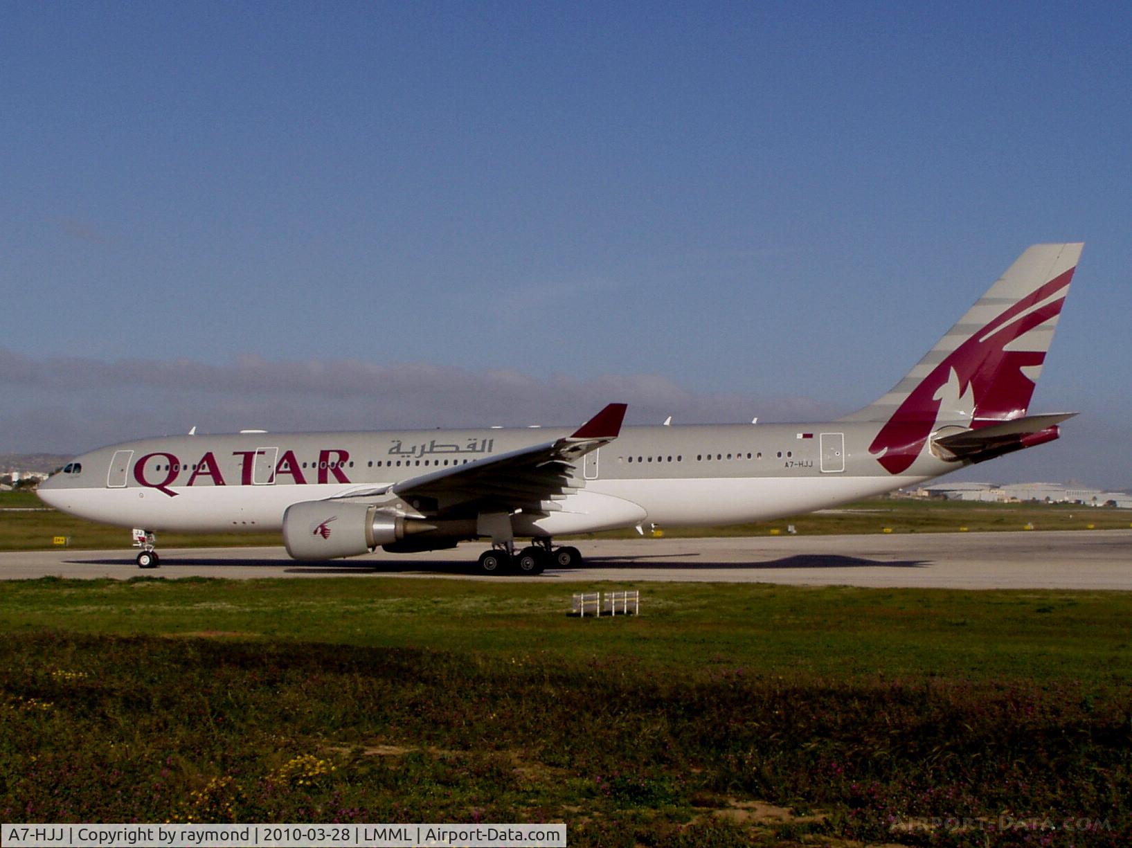 A7-HJJ, 2002 Airbus A330-203 C/N 487, A330 A7-HJJ Qatar Airways