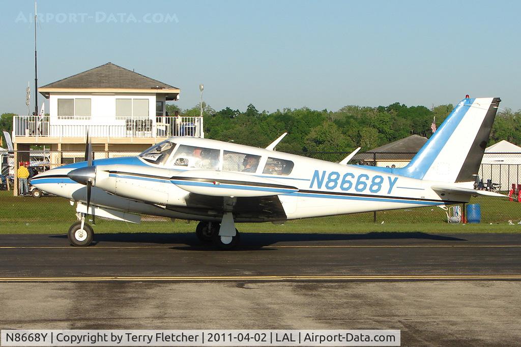 N8668Y, 1969 Piper PA-30 Twin Comanche C/N 30-1810, 2011 Sun n Fun at Lakeland , Florida