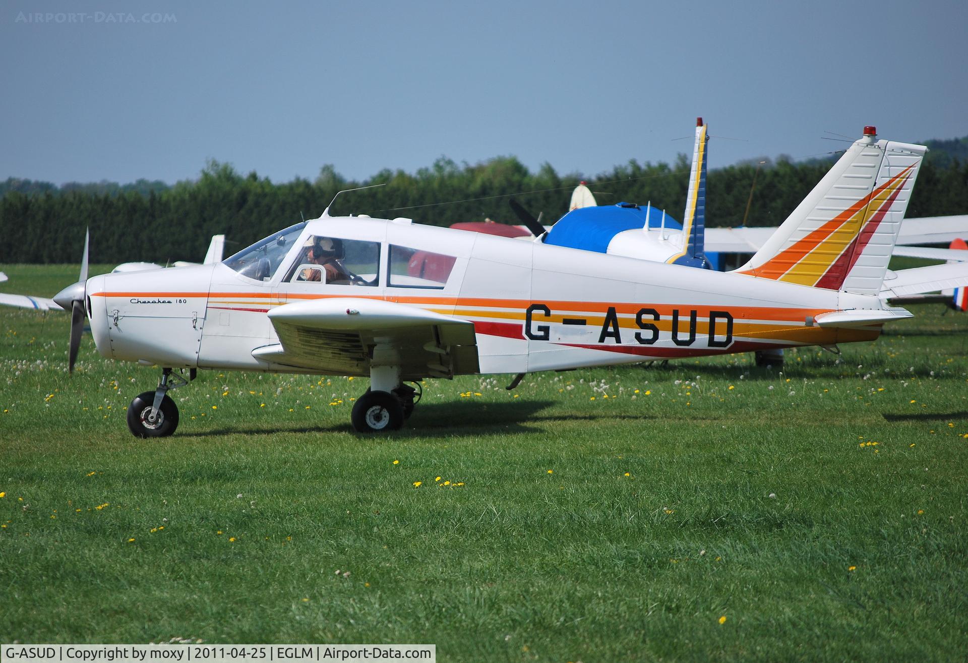 G-ASUD, 1964 Piper PA-28-180 Cherokee C/N 28-1654, Piper Cherokee 180 at White Waltham