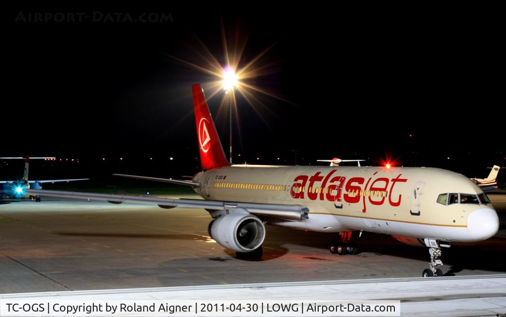 TC-OGS, 2000 Boeing 757-256 C/N 29307, .