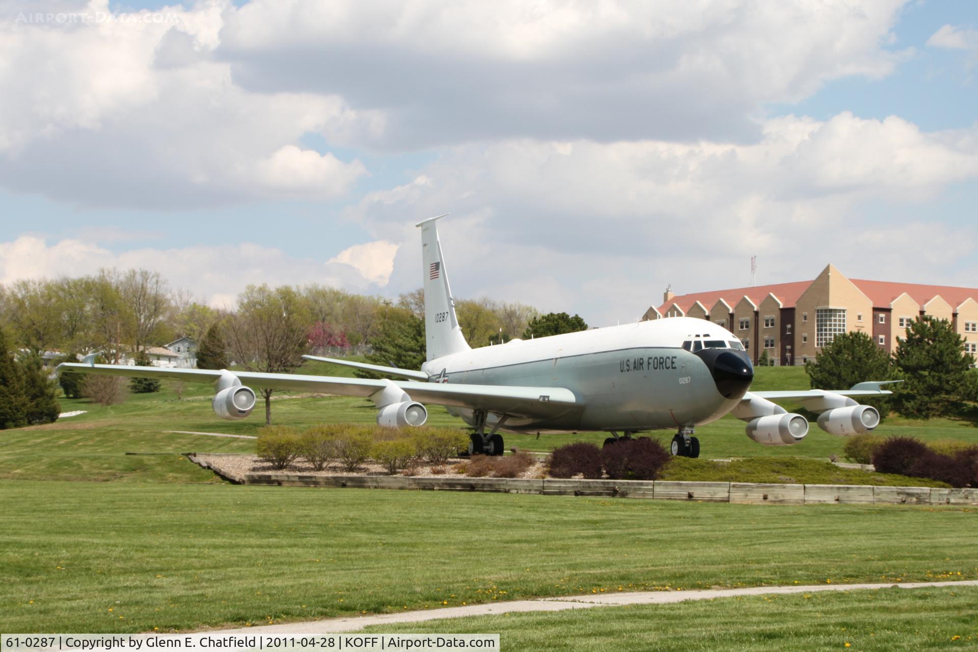 61-0287, 1961 Boeing EC-135A Stratotanker C/N 18194, Gate Guardian
