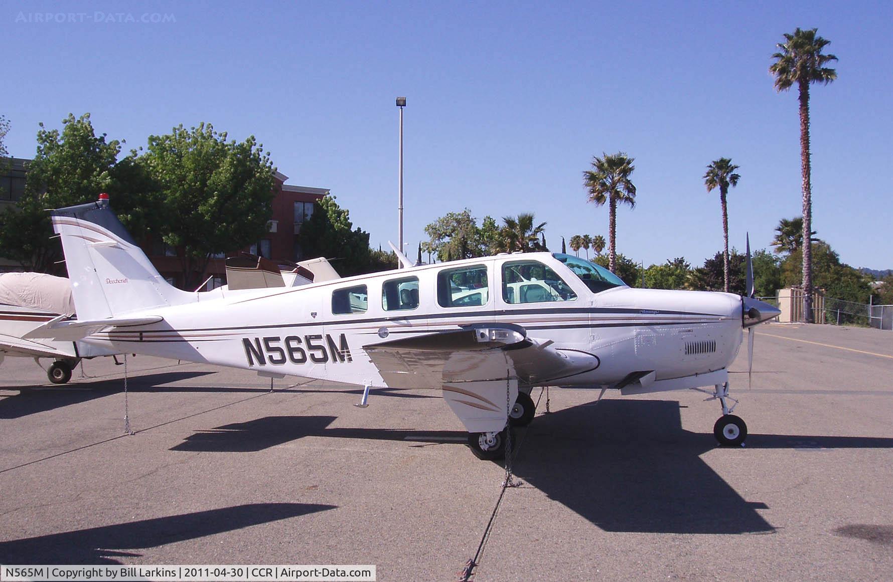 N565M, 1985 Beech 1900C C/N UB-43, Visitor