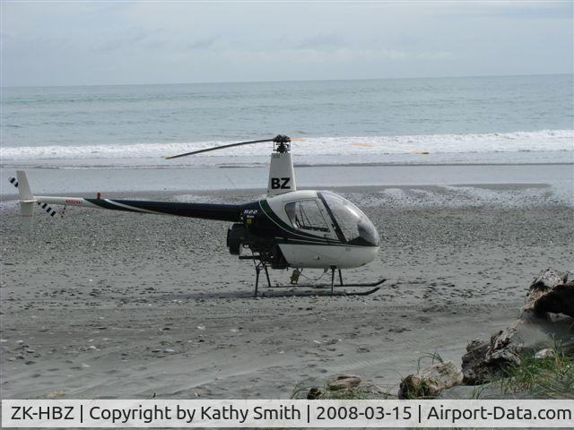 ZK-HBZ, Robinson R22 Beta C/N 2275, R22 ZK HBZ at Greens Beach Hari Hari West Coast.
March 2008 owner operators Neville & Kathy Smith
