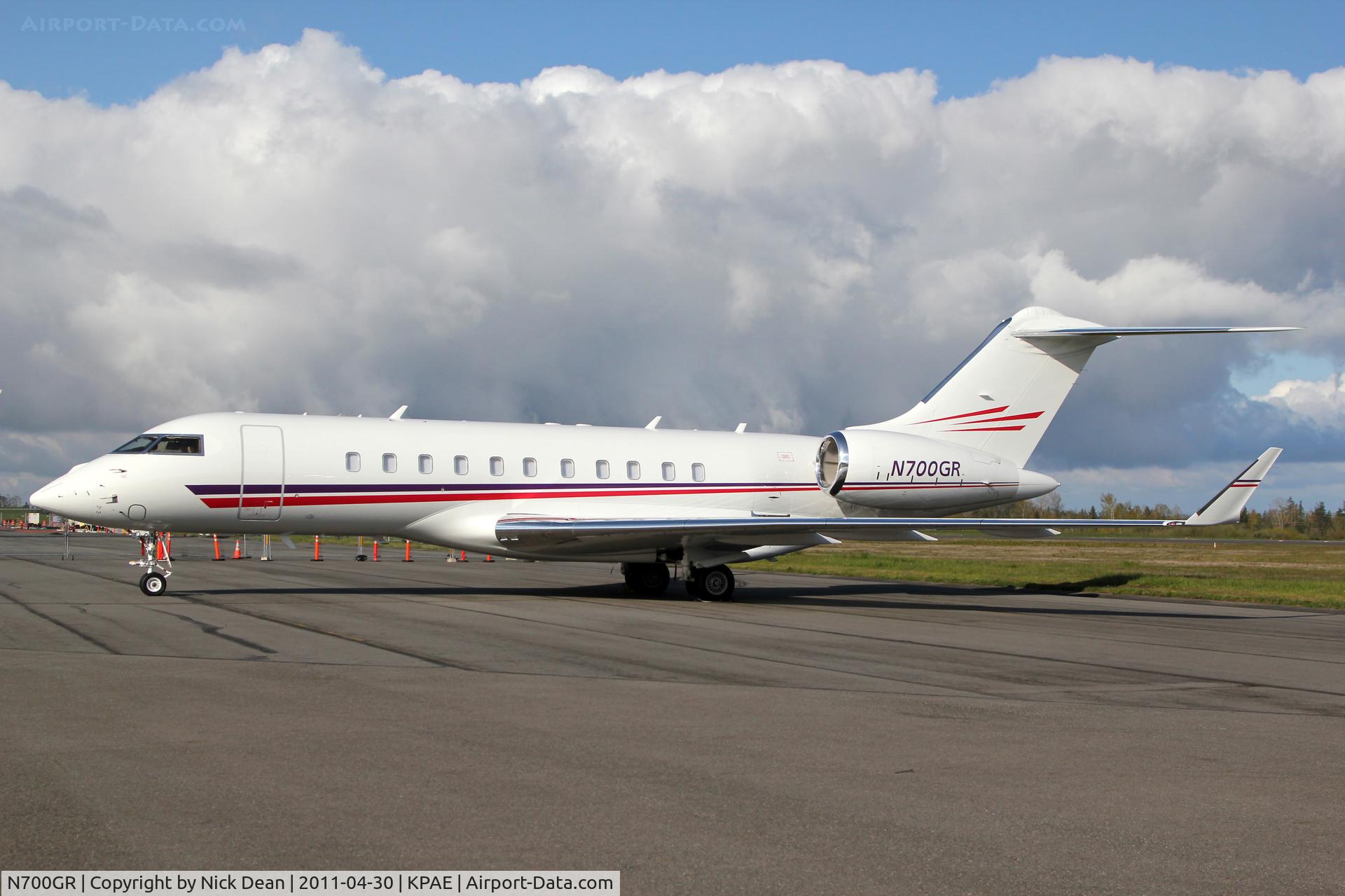 N700GR, Bombardier BD-700-1A11 Global 5000 C/N 9366, KPAE/PAE