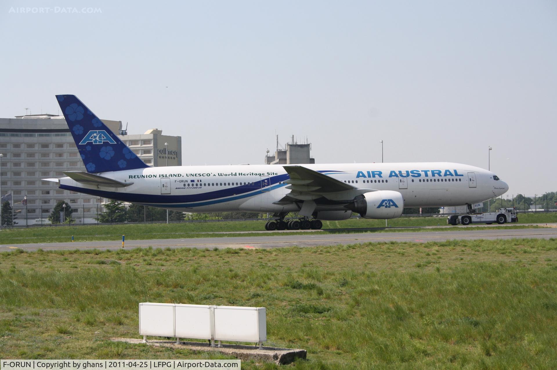 F-ORUN, 1999 Boeing 777-2Q8/ER C/N 28676, Reunion Island, Unesco's World Heritage Site