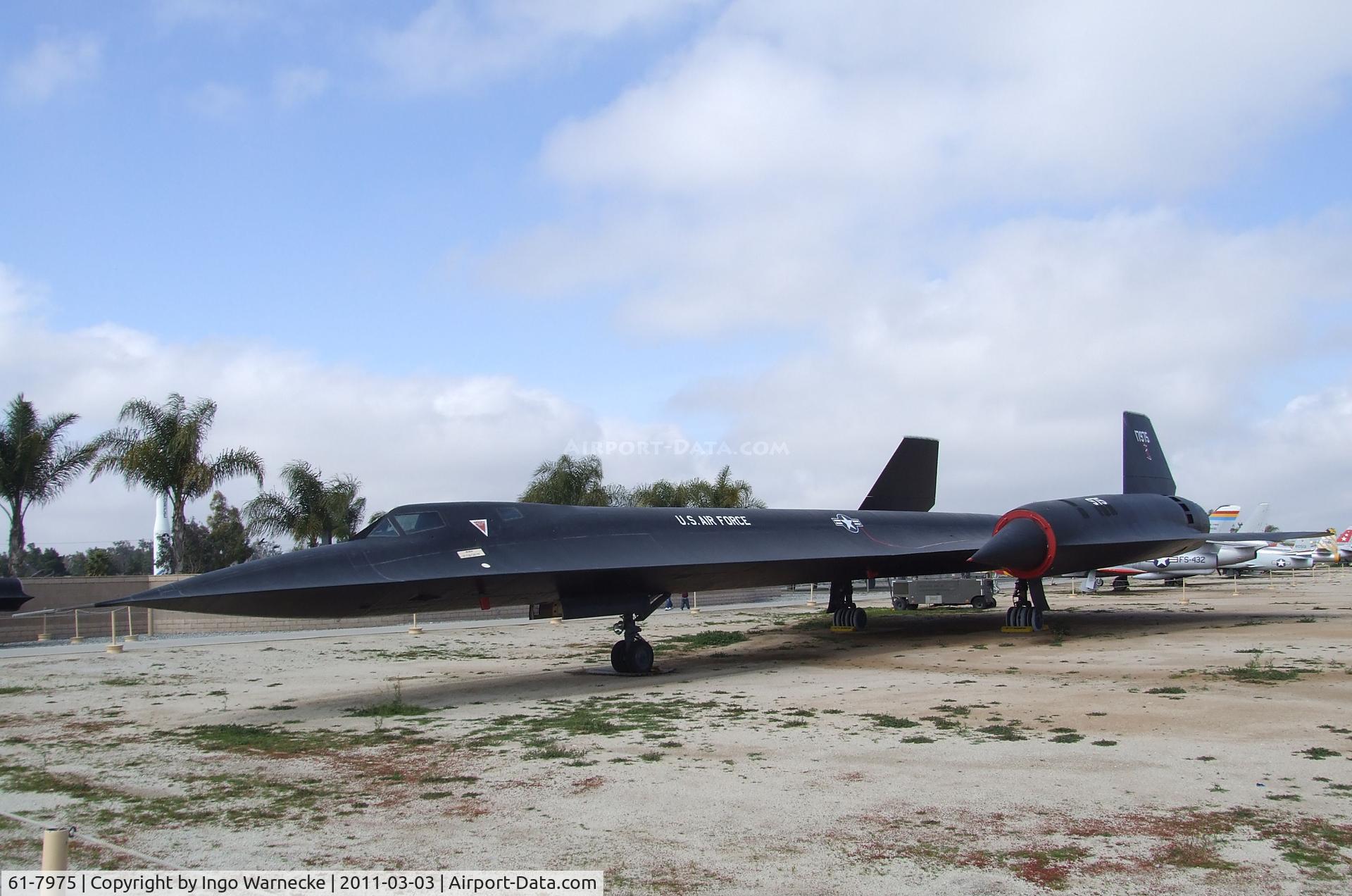 61-7975, 1961 Lockheed SR-71A Blackbird C/N 2026, Lockheed SR-71A Blackbird at the March Field Air Museum, Riverside CA