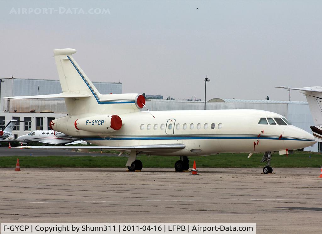 F-GYCP, 1994 Dassault Falcon 900B C/N 135, Parked...