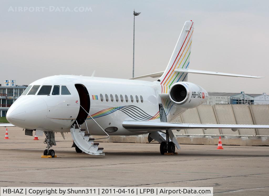 HB-IAZ, 1996 Dassault Falcon 2000 C/N 030, Parked...