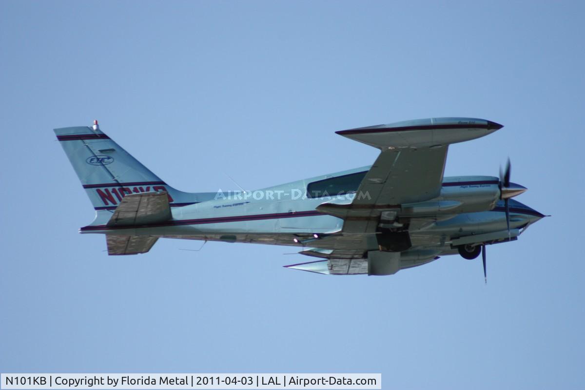 N101KB, 1968 Cessna 310N C/N 310N-0183, Cessna 310N