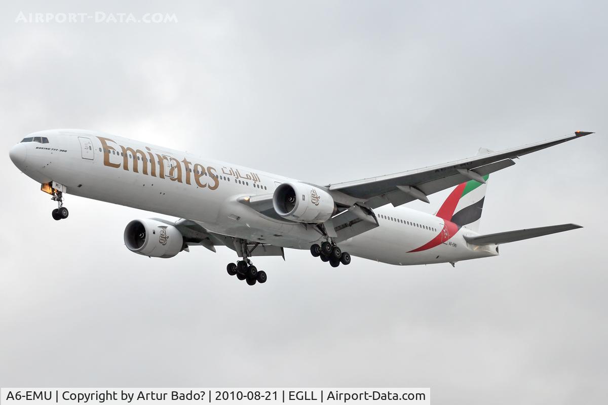 A6-EMU, 2002 Boeing 777-31H C/N 29064, Emirates