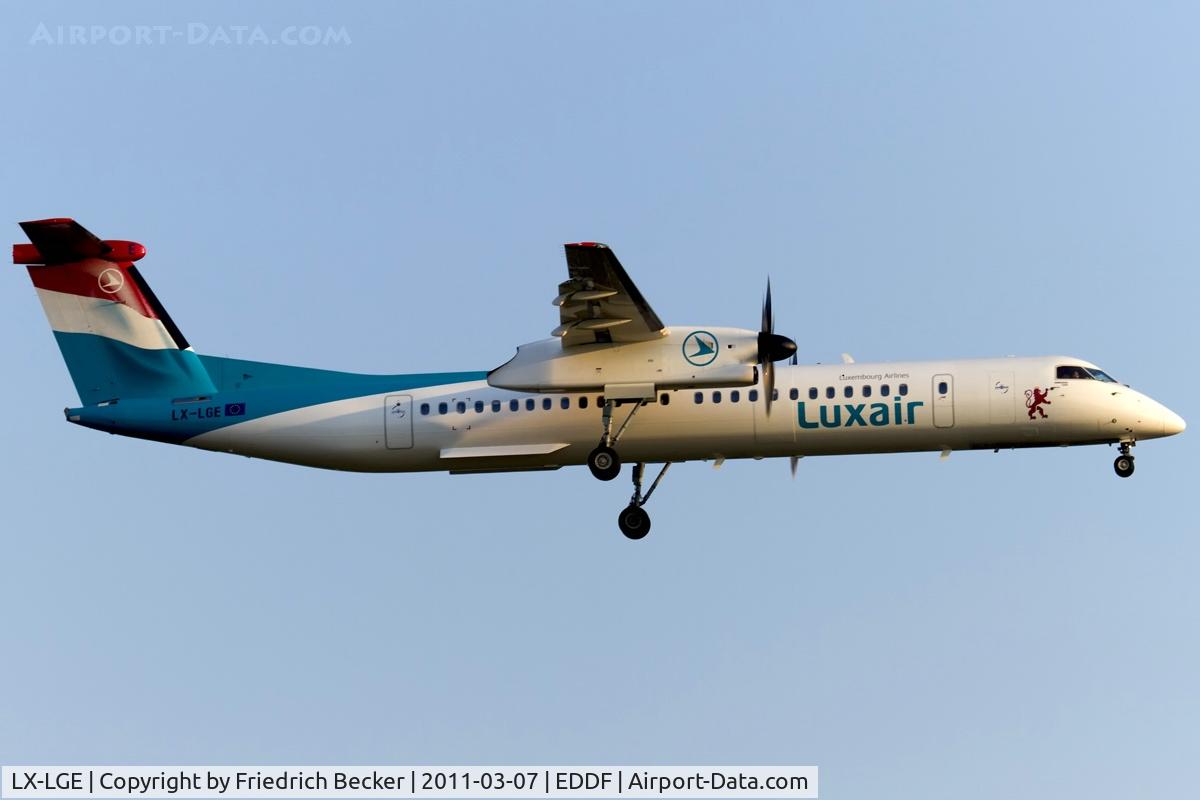 LX-LGE, 2009 De Havilland Canada DHC-8-402Q Dash 8 C/N 4284, on final