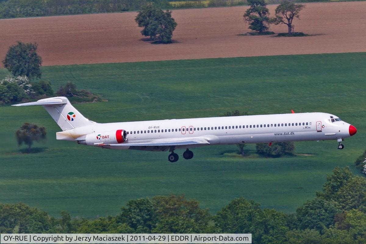 OY-RUE, 1990 McDonnell Douglas MD-83 (DC-9-83) C/N 49936, McDonnell Douglas MD-83