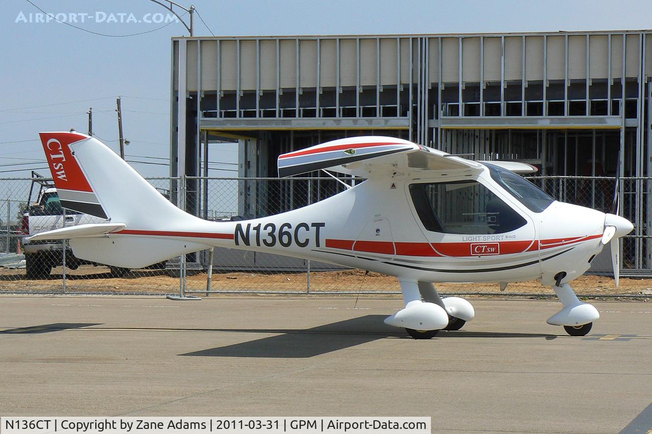 N136CT, 2007 Flight Design CTSW C/N 07-08-11, At Grand Prairie Municipal