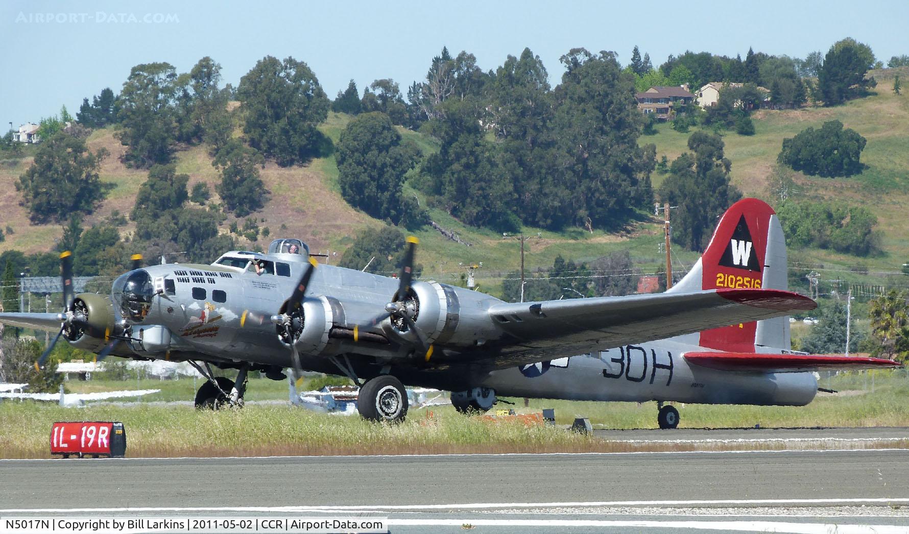 N5017N, 1944 Lockheed/Vega (Boeing) B-17G-105-VE Flying Fortress C/N 8649, Visitor