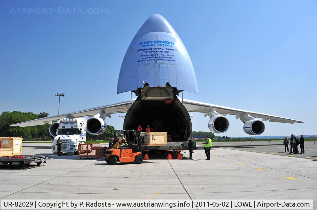UR-82029, 1991 Antonov An-124-100 Ruslan C/N 19530502630/0210, Incredible
