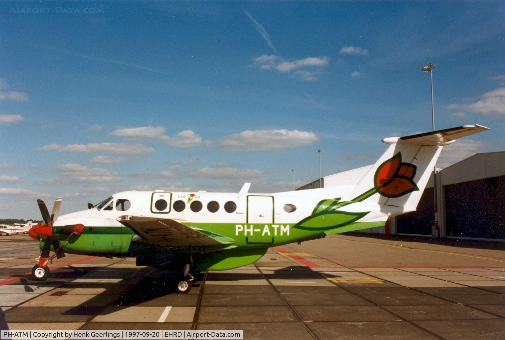 PH-ATM, 1976 Beech 200 Super King Air Catpass C/N BB-123, Tulip Air