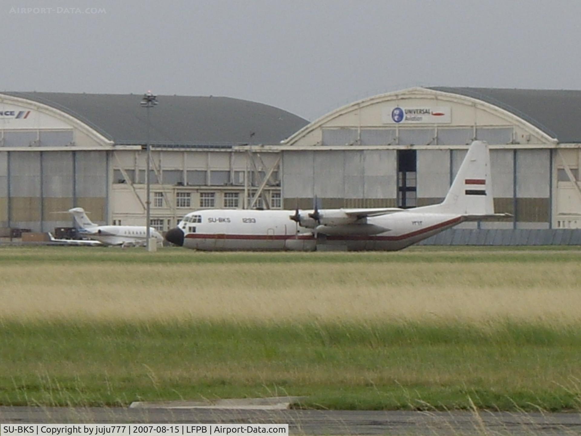SU-BKS, Lockheed C-130H Hercules C/N 382-5187, on transit at Le Bourget