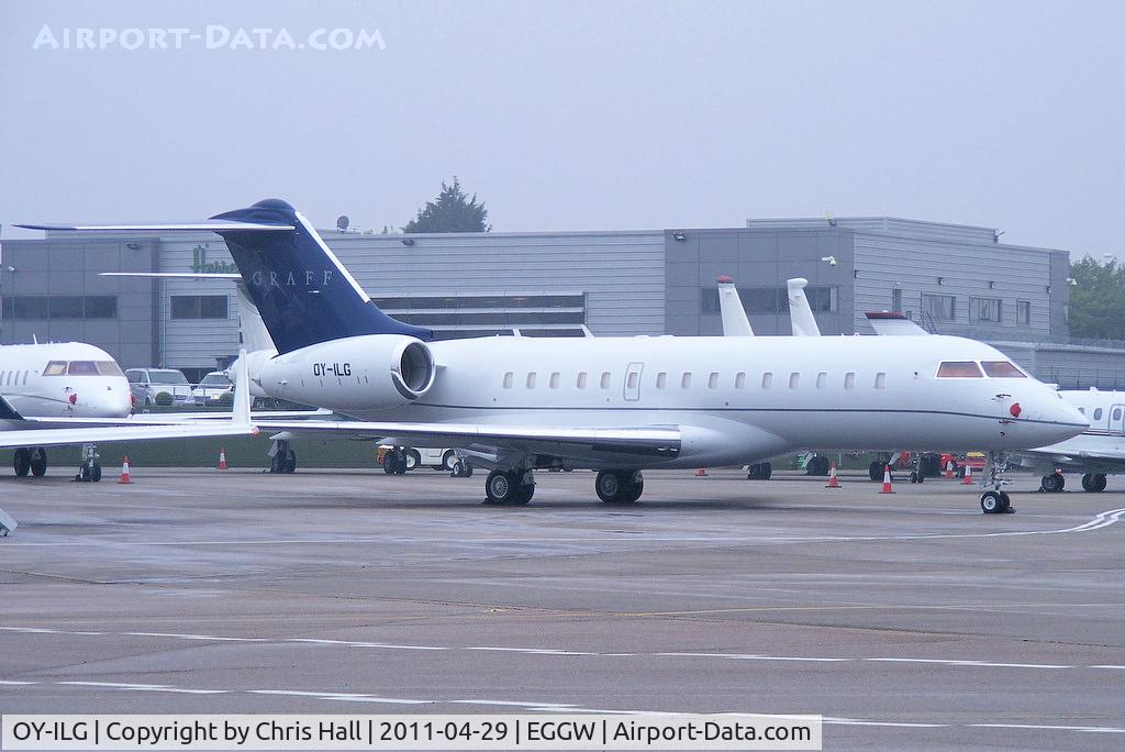 OY-ILG, 2004 Bombardier BD-700 1A10 Global Express C/N 9163, Execujet Scandin
